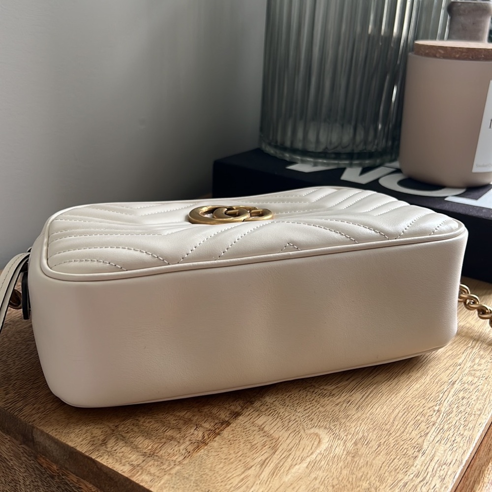 Gucci GG Marmont Small Shoulder Bag - Ivory - Picture 5 of 16